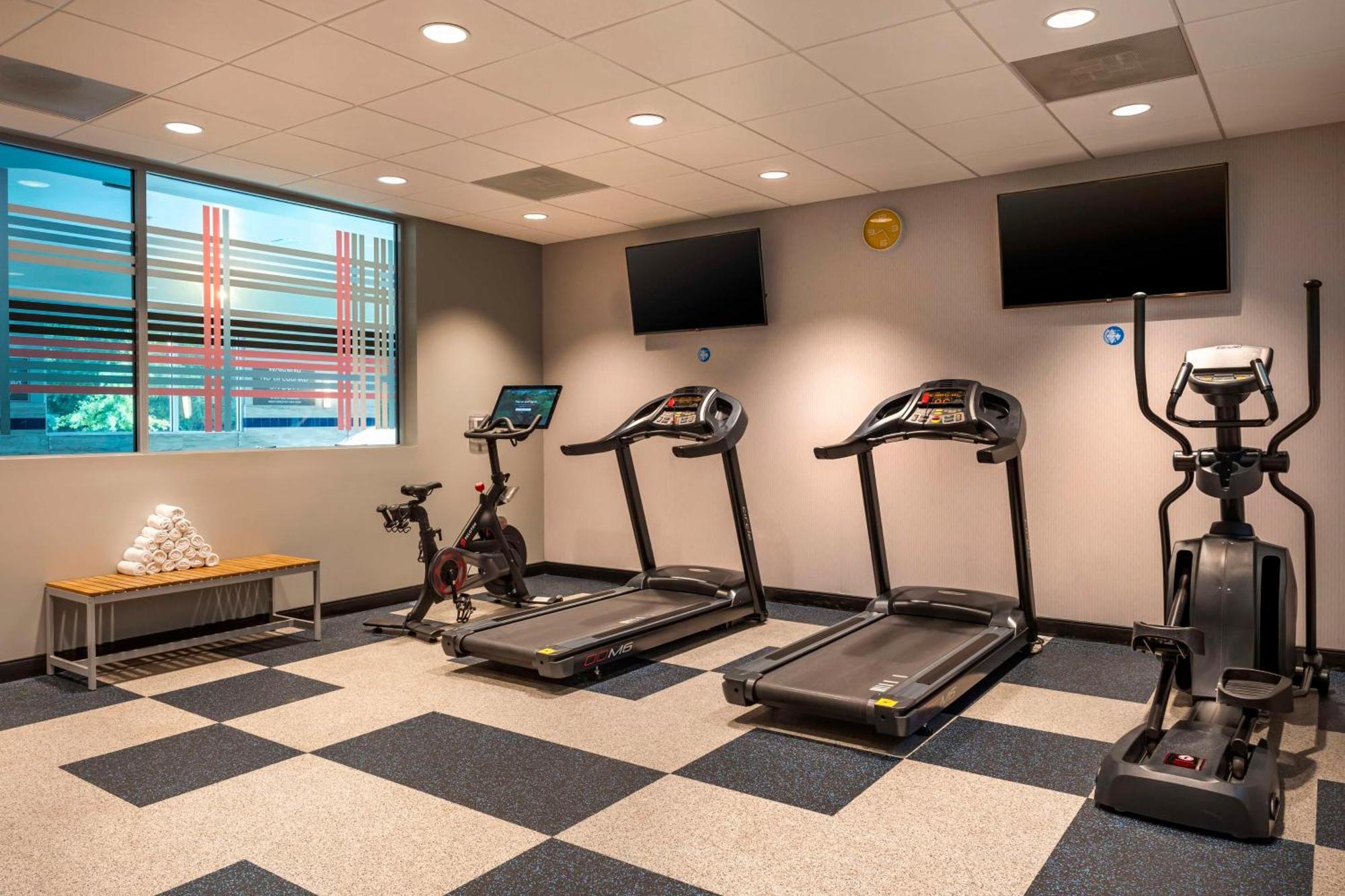 Glo Hotel Asheville-Blue Ridge Parkway Εξωτερικό φωτογραφία